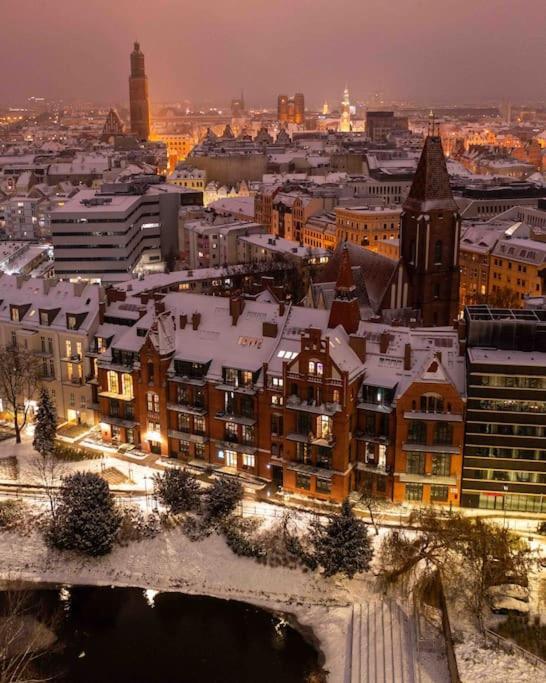 Apartmán Loft Industrialny Przy Bulwarze Staromiejskim Vratislav Exteriér fotografie