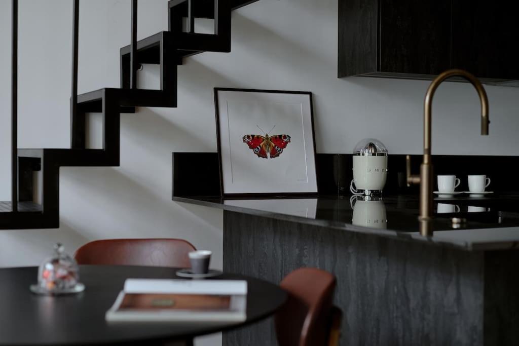 Apartmán Loft Industrialny Przy Bulwarze Staromiejskim Vratislav Exteriér fotografie